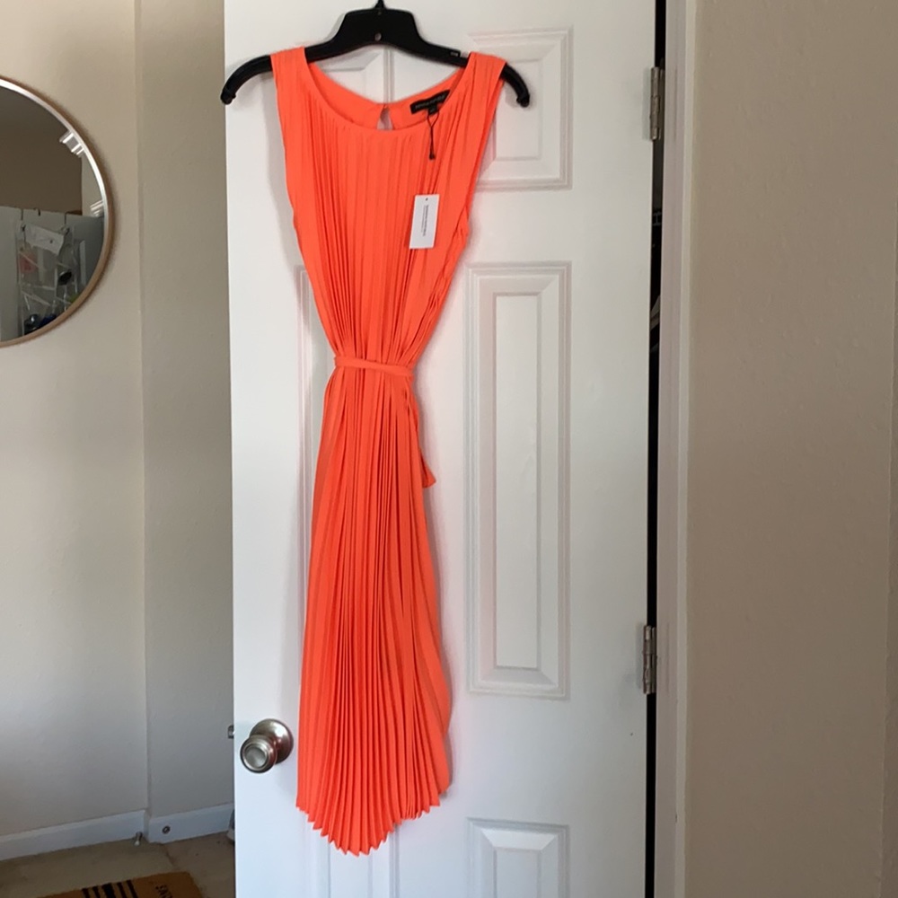 Banana Republic Orange Pleated Sleeveless Midi Dress